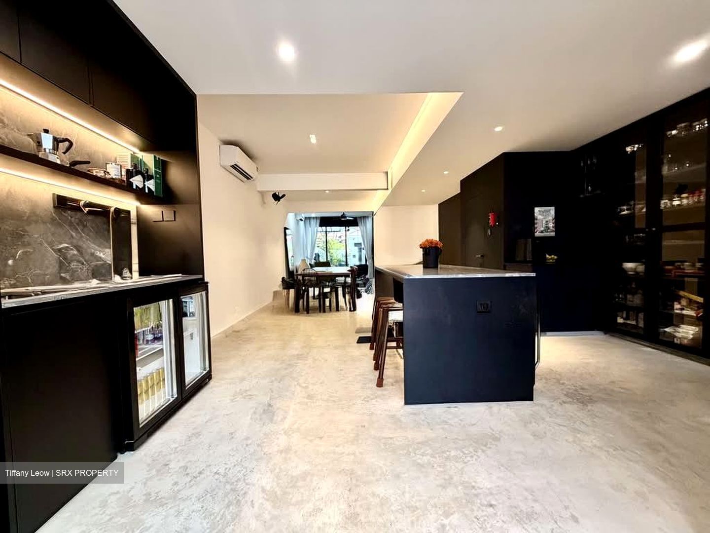 Poh Huat Road (D19), Terrace #572256101